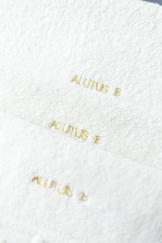 Alutus Boutique - image 25