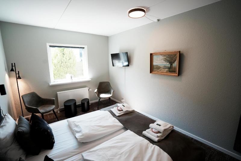 Superior Double Room image 4