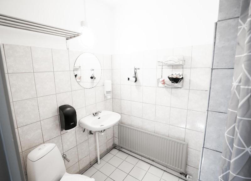 Standard Triple Room image 2