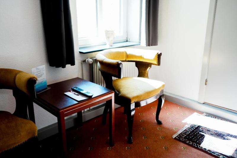 Standard Triple Room image 3