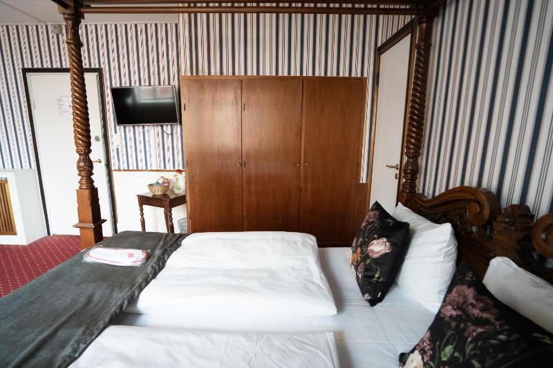 Suite image 4