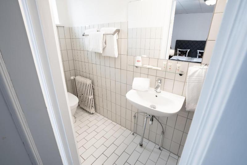 Triple Room image 2