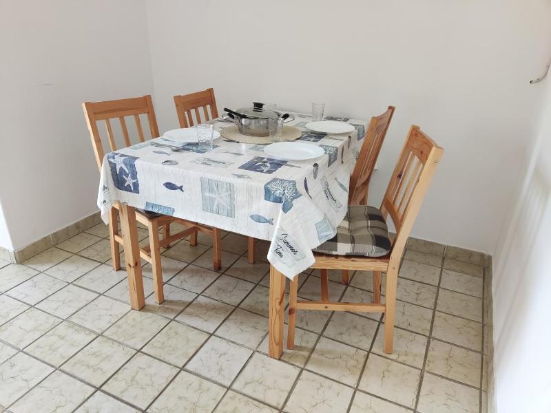 Two-Bedroom Apartment with Terrace image 4