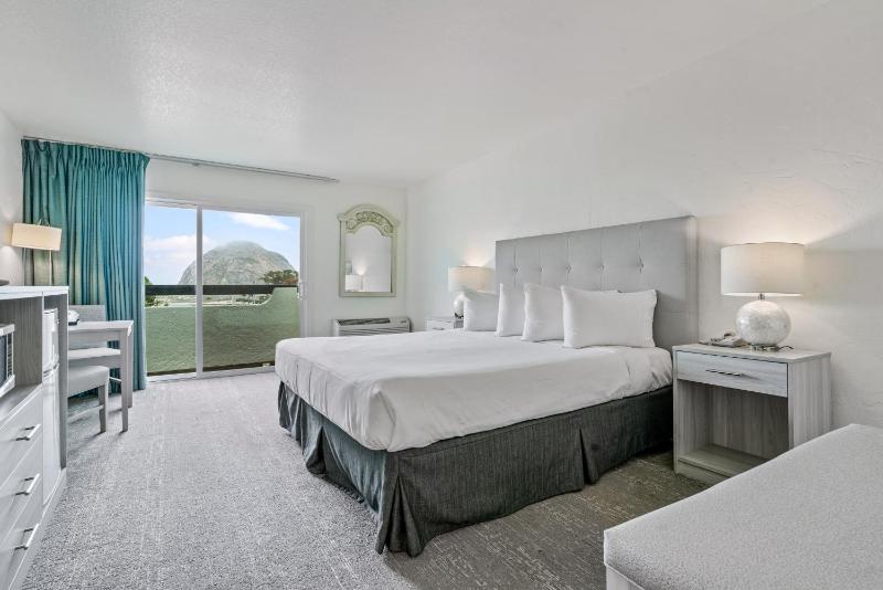 Queen Room image 4