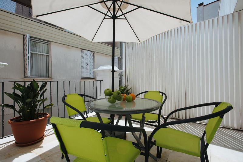 One-Bedroom Apartment - Penthouse  image 3