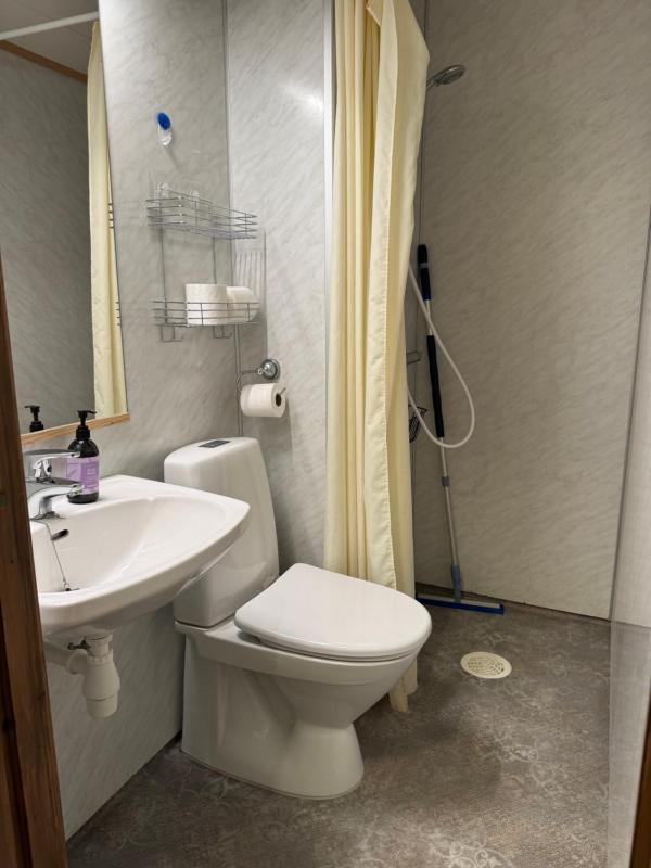 Standard Single Room with Shower image 2
