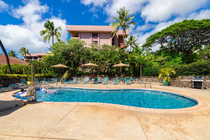 Oceanview Kahana Villa - Walk to Beach & Dining - image 18