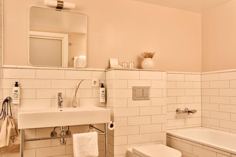 Suite with Lake View image 1