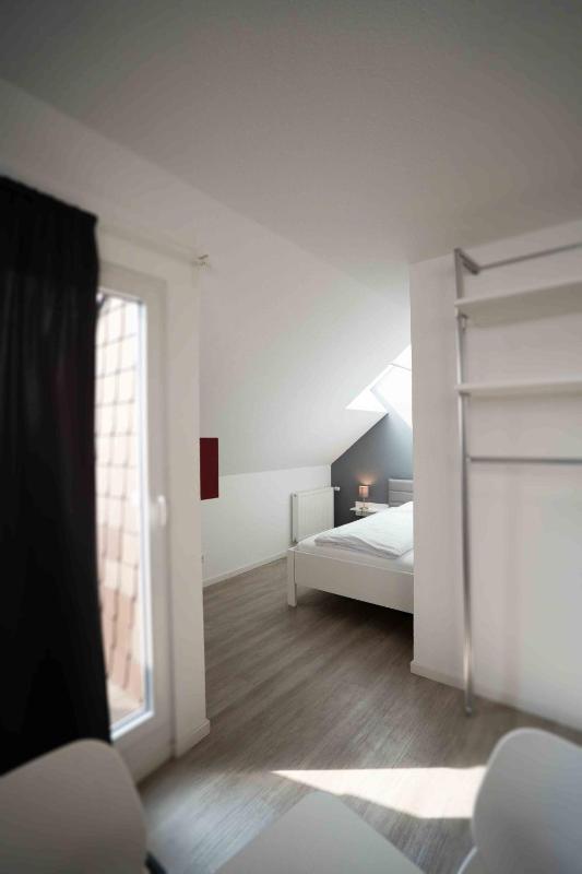 Junior Suite with Balcony image 4