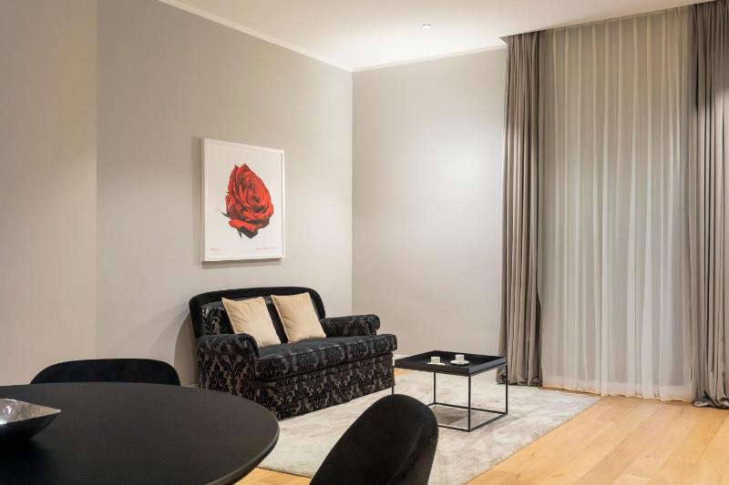 Superior Suite image 4