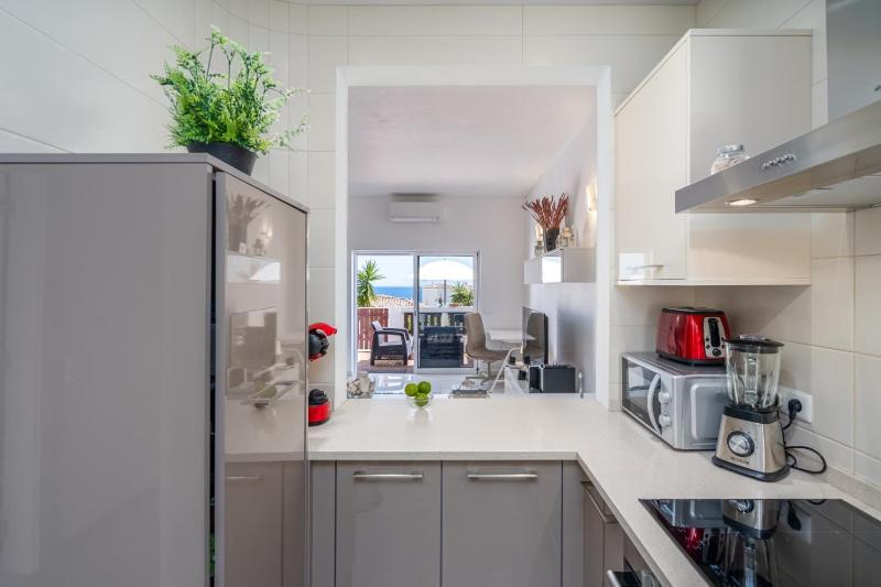 Blue Horizon Apartment - image 4