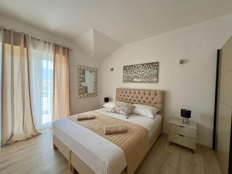 Two-Bedroom Apartment with Balcony image 1