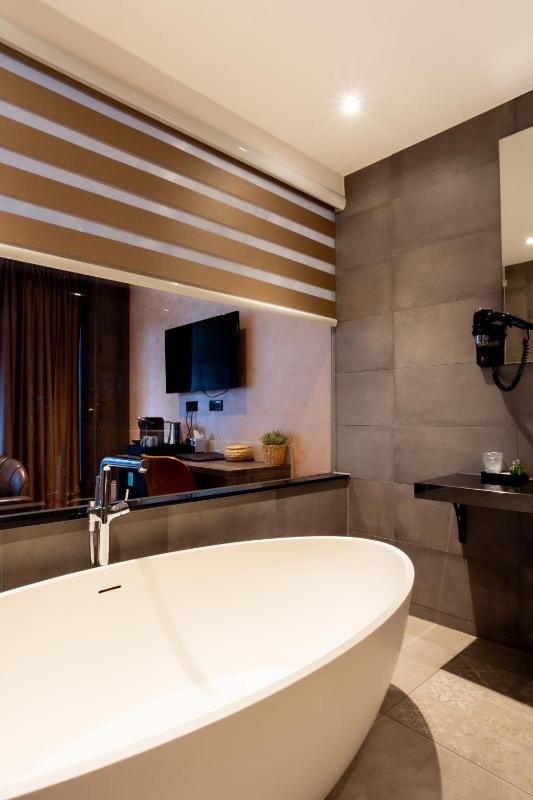 Dream Hotel Amsterdam - image 6