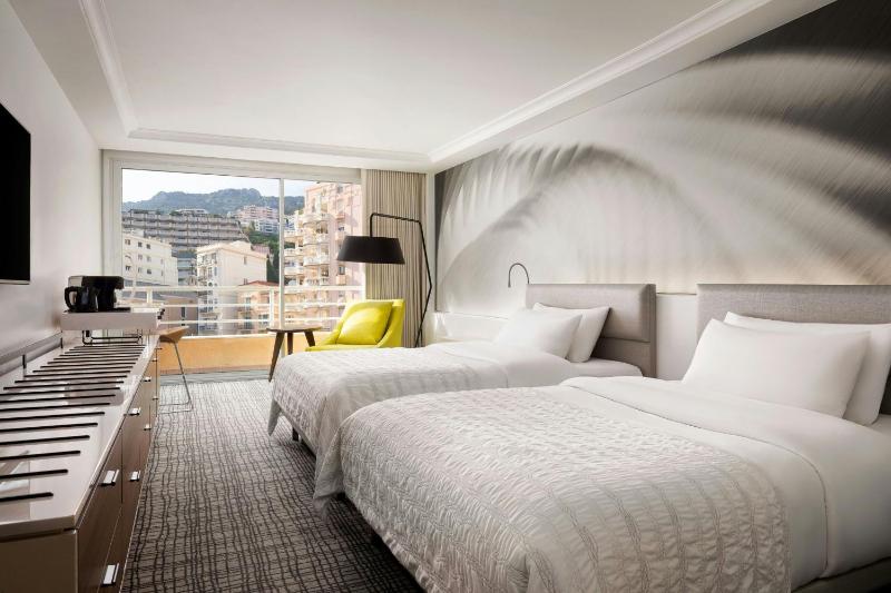 Classic, Guest room, 2 Double, City view image 4