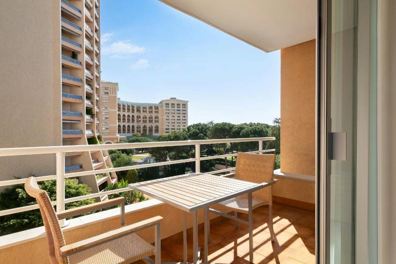 Classic, Guest room, 2 Double, City view image 3