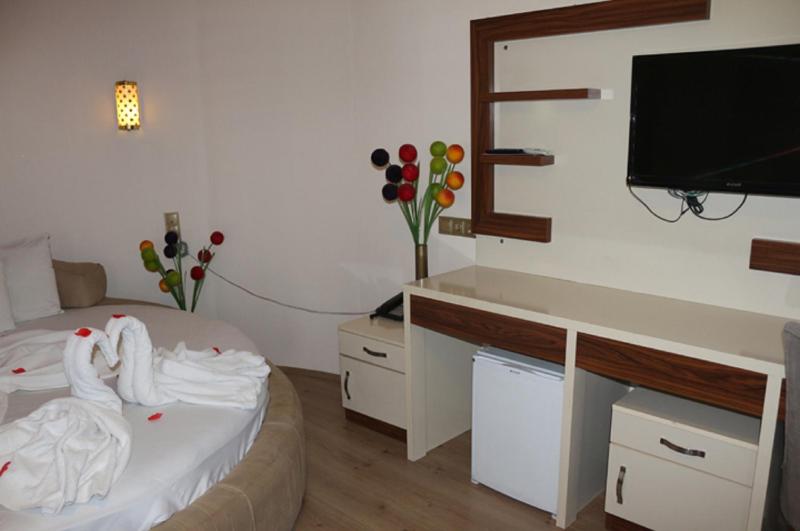 Deluxe Double Room image 4