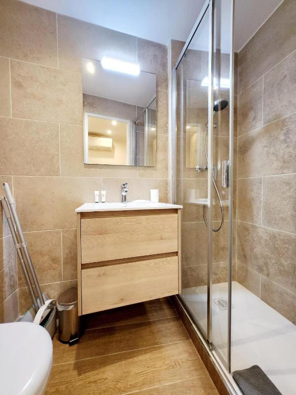 Les Haciendas - 5 logements dans le Viel Antibes - image 36