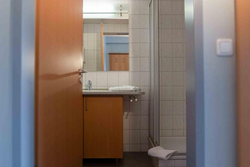 Standard Double or Twin Room image 3