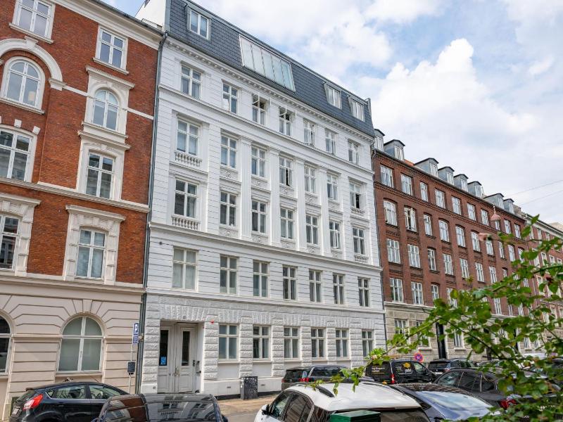 Shield 1 - 3 BDR with balcony in Central Copenhagen - image 7