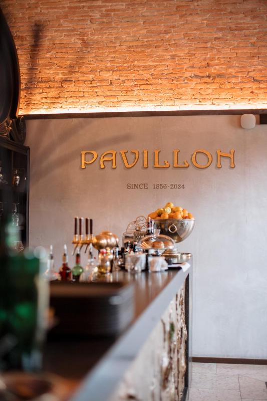 Pavillon Apartments - image 5