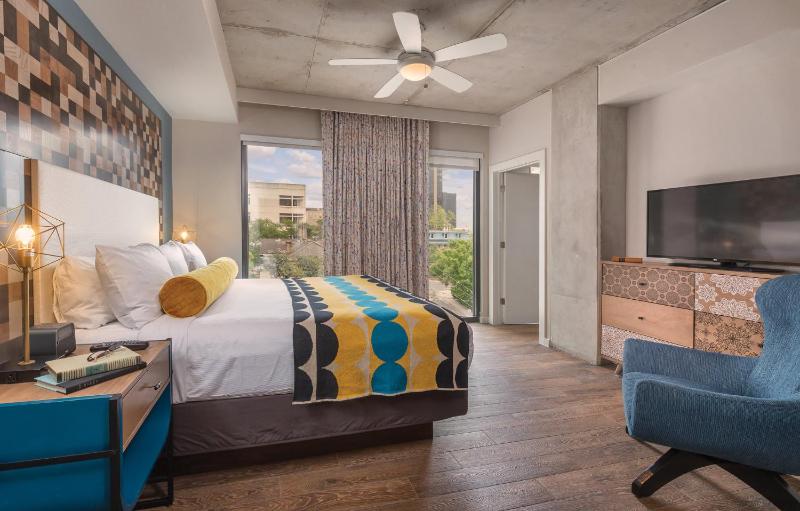 Wyndham Austin Resort 1BR Apartment with Resort Access - image 11