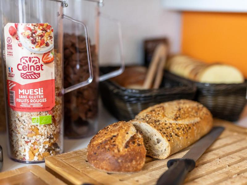 Triple Room with a Double Bed and a Single Bed image 2