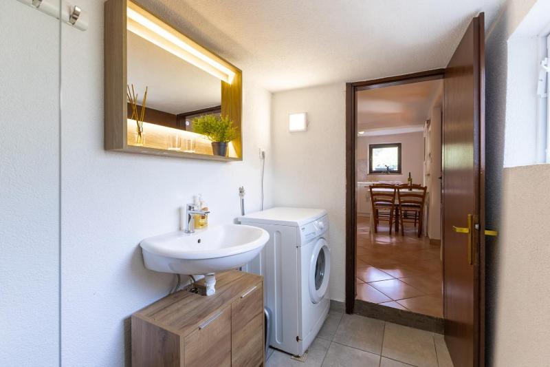 Apartment with Terrace image 4