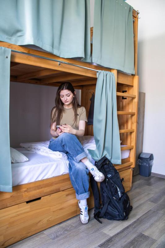 Female Dormitory Room (8 Beds) - Private Bathroom image 2