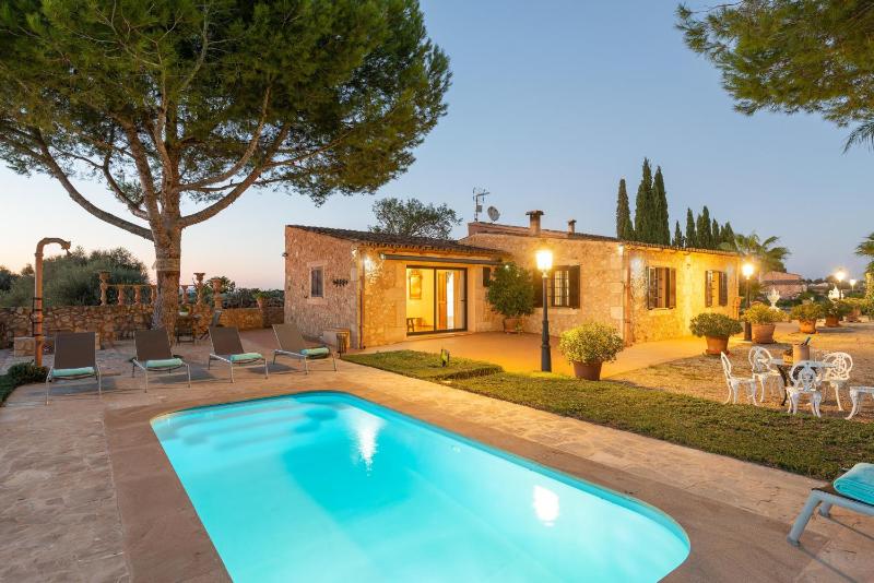 Three-Bedroom Villa image 2