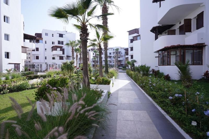 461 apartment for rent 1 bedroom 2 living rooms Corniche Martil 3rd floor - image 33