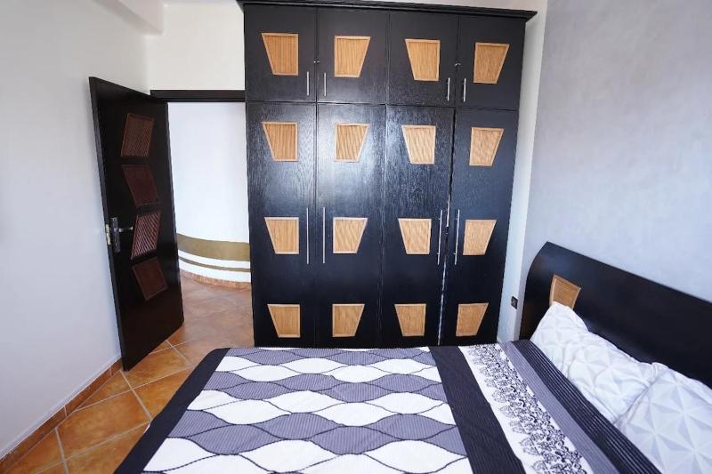 461 apartment for rent 1 bedroom 2 living rooms Corniche Martil 3rd floor - image 42