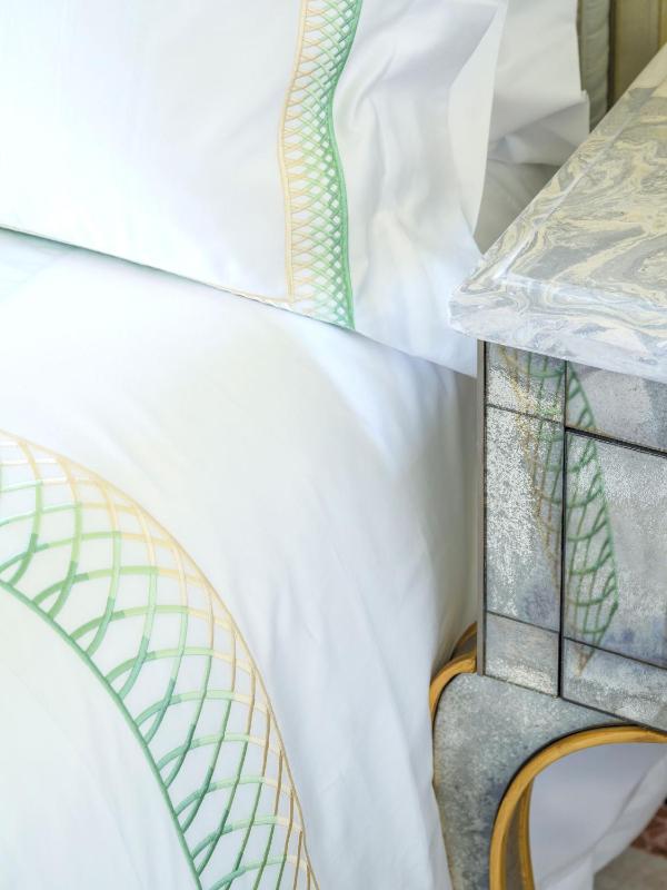 Junior Suite with Garden View and Balcony image 1