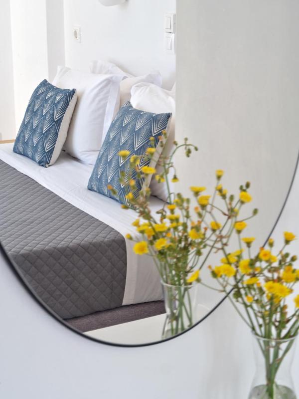 Budget Double Room image 2