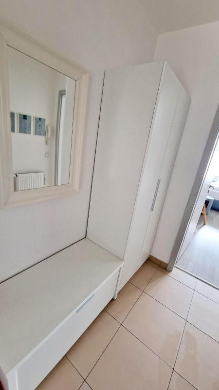 Studio with Balcony image 2