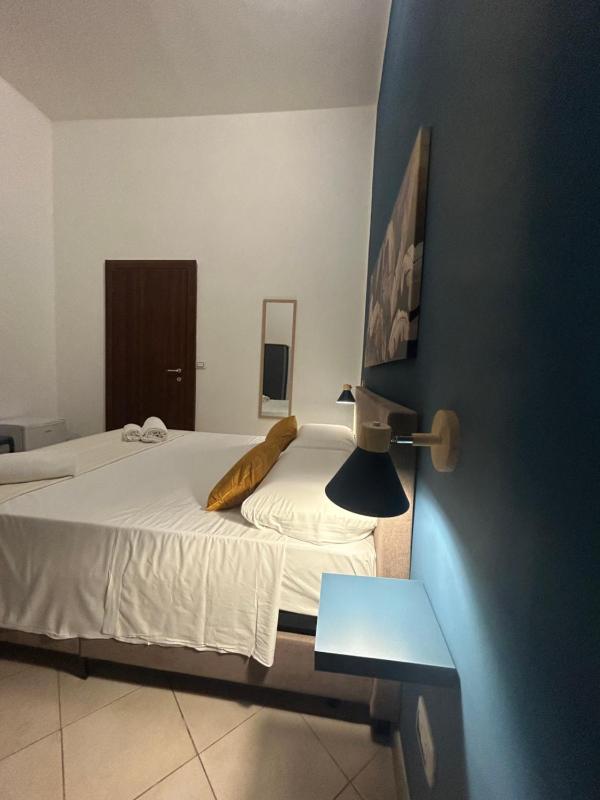 Florio Rooms - image 19