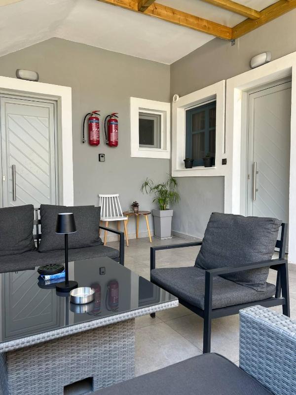 Apartment with Sea View image 1