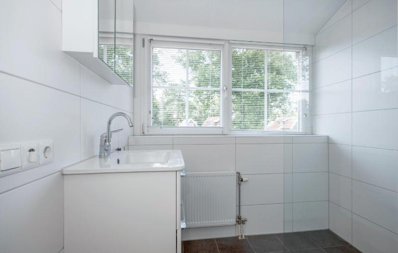 Three-Bedroom Holiday Home  image 4