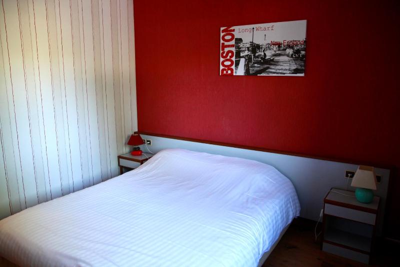 Double Room image 4