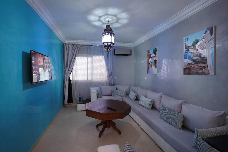 612 Apartment in Ryad Sofia Martil 2 bedrooms all comforts - image 4