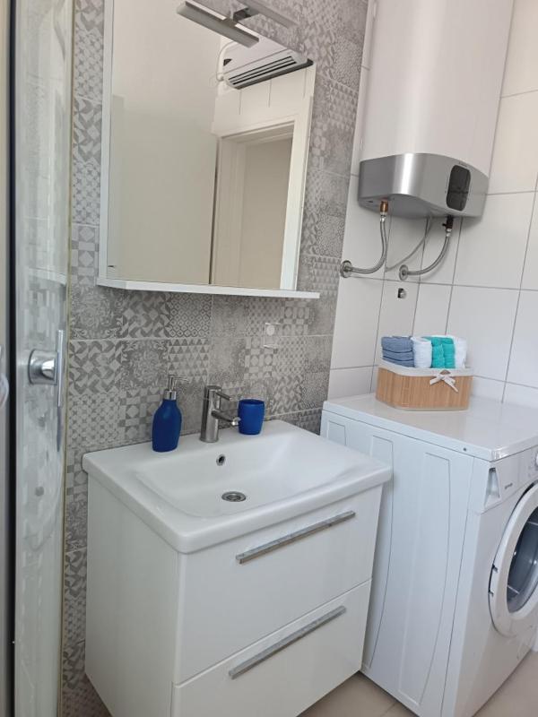 Bungalow 3743-4 Pers in Razanj - image 13
