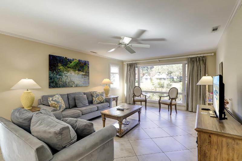811 Ocean Cove - image 6