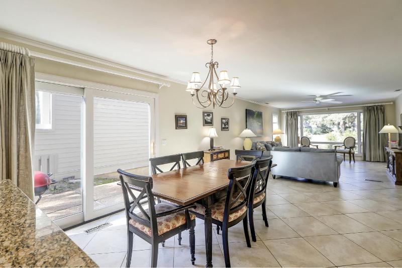811 Ocean Cove - image 13