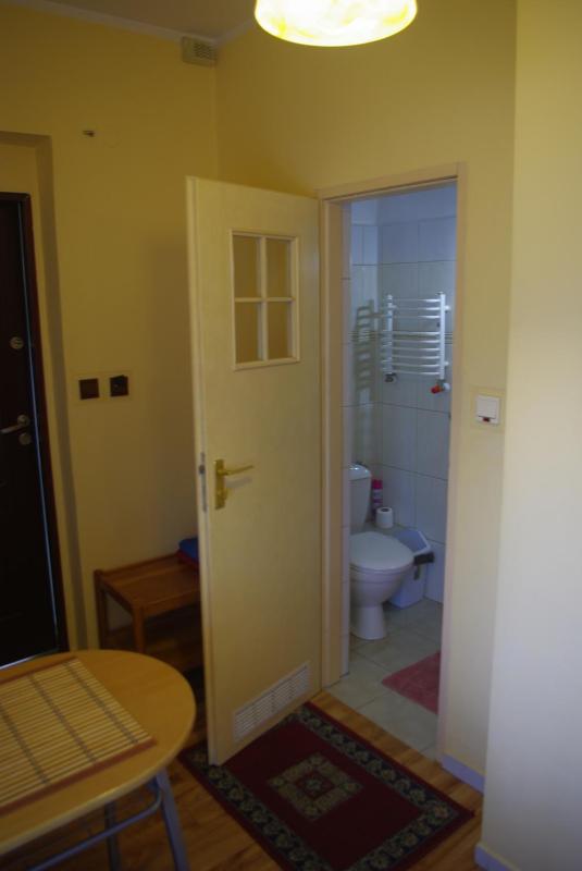 Budget Twin Room image 4