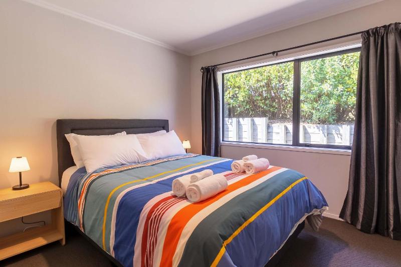 Forest Lakes Luxury - image 10