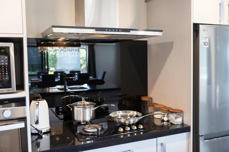 Forest Lakes Luxury - image 19