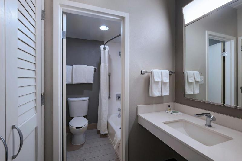 Courtyard by Marriott San Antonio Downtown/Market Square - image 18