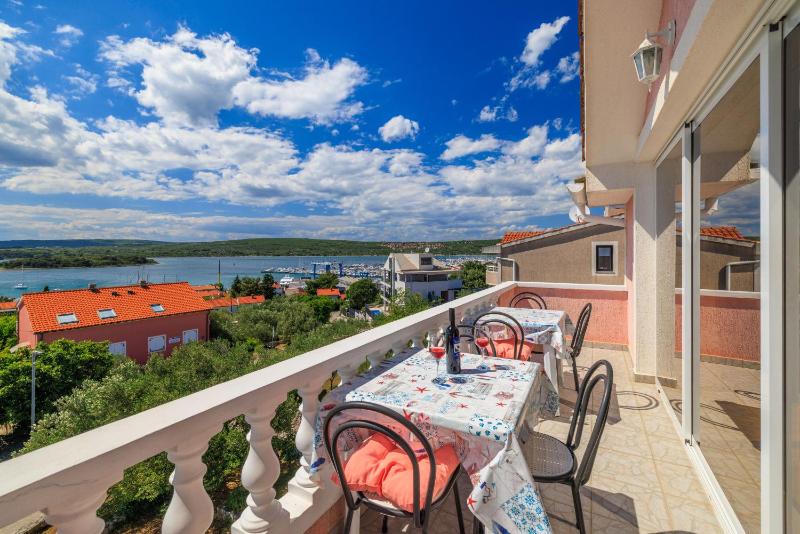 Two-Bedroom Apartment with Balcony image 1