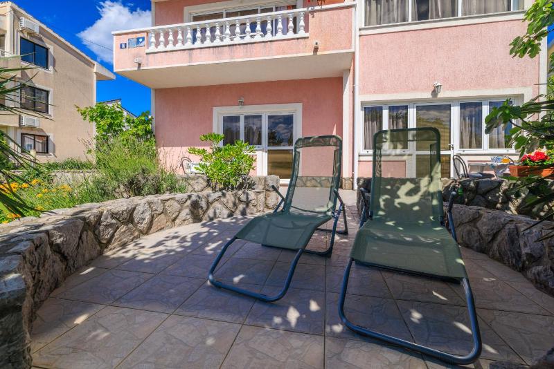 Two-Bedroom Apartment with Terrace image 4