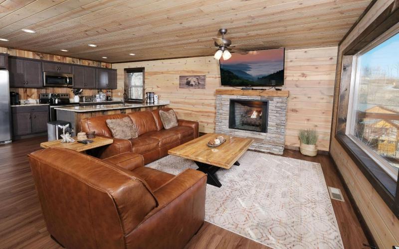 Heaven's Hill - Mountain Views & Hot Tub - image 16