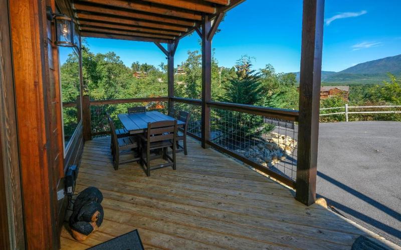 Heaven's Hill - Mountain Views & Hot Tub - image 29